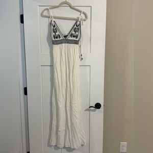 Lulus white and navy embroidered maxi dress